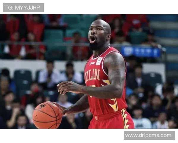 门兴与汉诺威激战正酣比分揭晓引发球迷热议