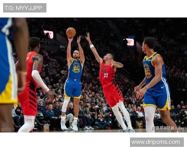 2010年4月14日勇士与开拓者的激烈对决回顾与精彩瞬间分析