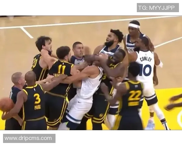 格林与德拉蒙德的对决:谁能在NBA赛场上笑到最后